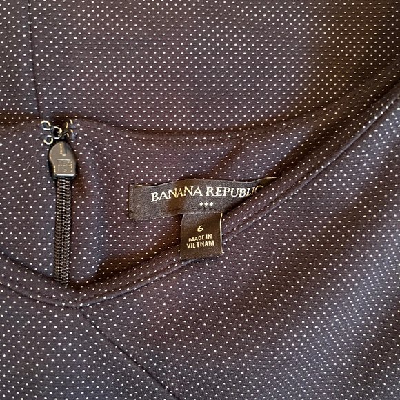 BANANA REPUBLIC Navy Micro Polka Dot Cap Sleeve Stretchy Dress - Picture 5 of 7